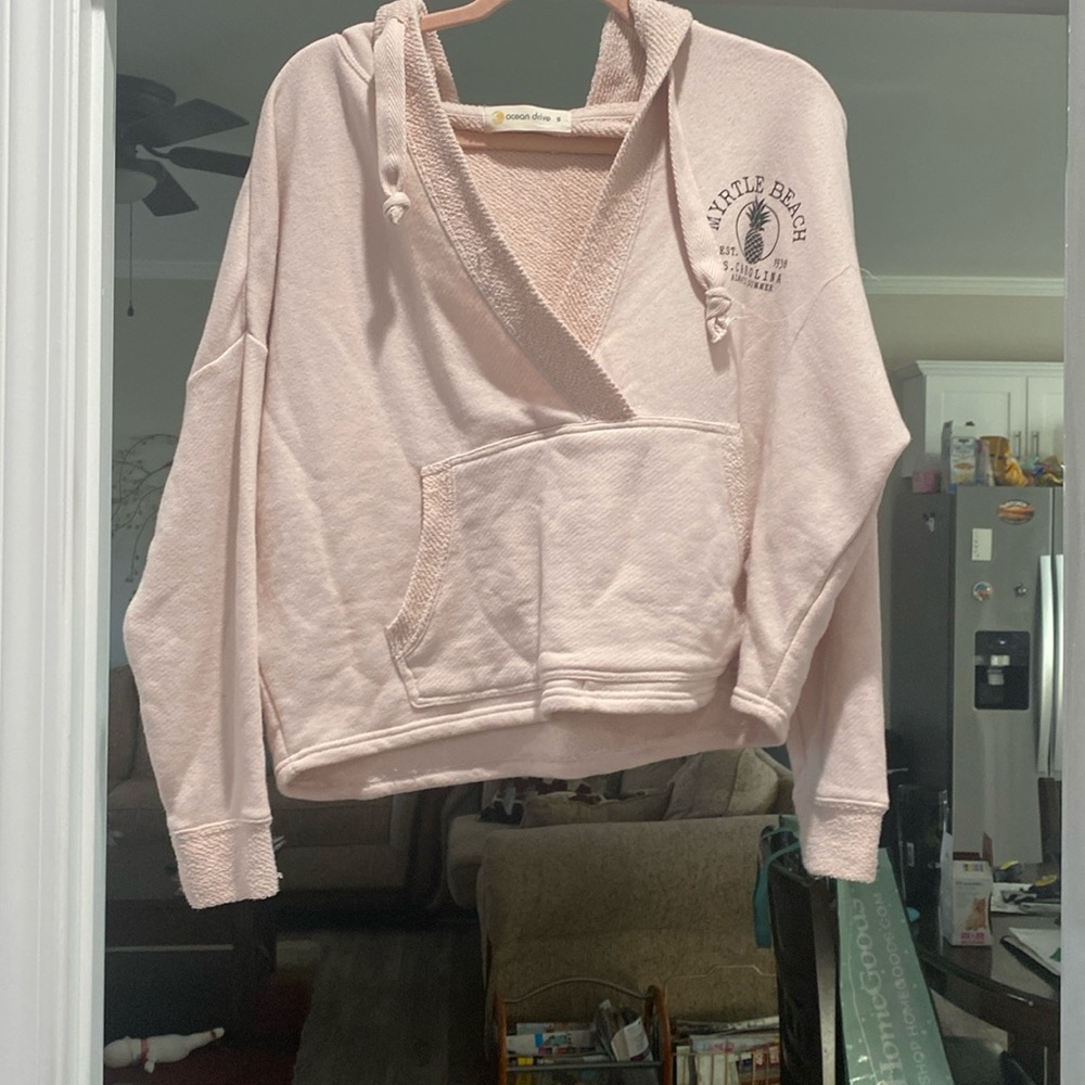 Ocean drive size small hoodie ( I wear a xxl and it has stretch and fits me)